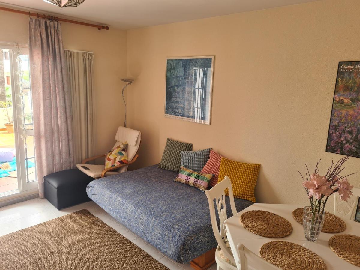 Apartamento En Mijas Con Terraza, Capacidad Para 5 Personas Con Piscina De Temporada Málaga Exteriör bild
