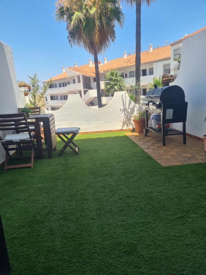 Apartamento En Mijas Con Terraza, Capacidad Para 5 Personas Con Piscina De Temporada Málaga Exteriör bild